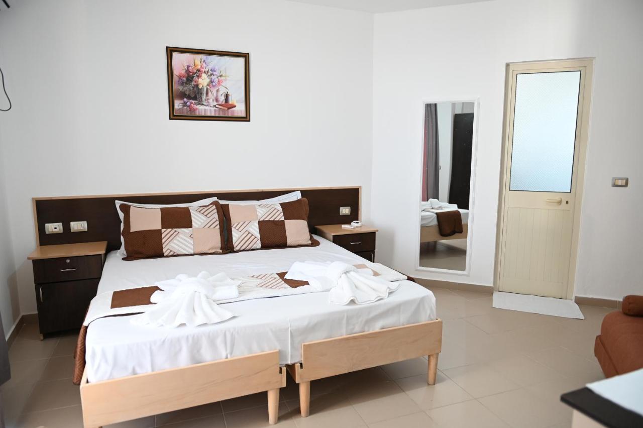 Vila Oxinn Kryemëdhej Kültér fotó